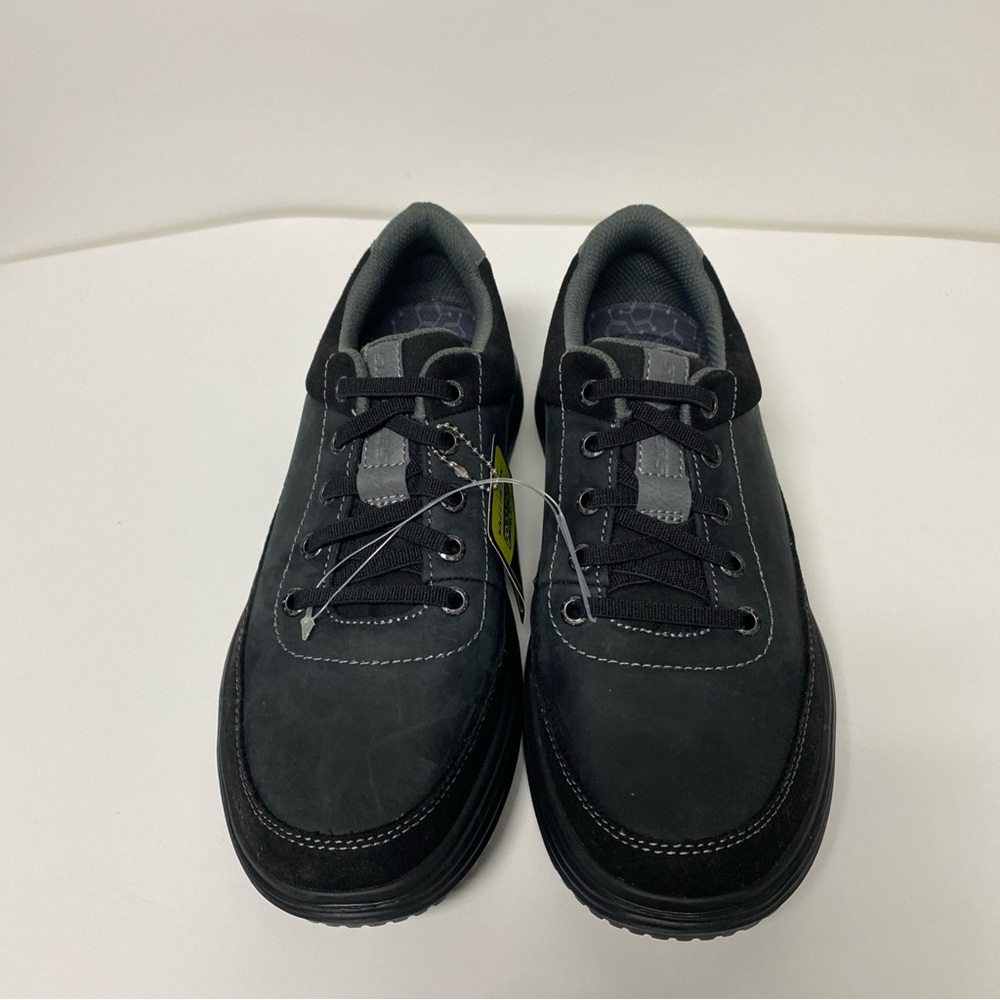 NWT Skechers Black and Gray Women's Shoes